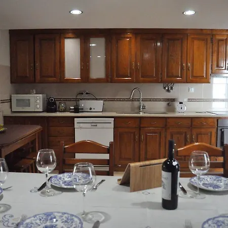 Holiday home Isleep At Village Center House