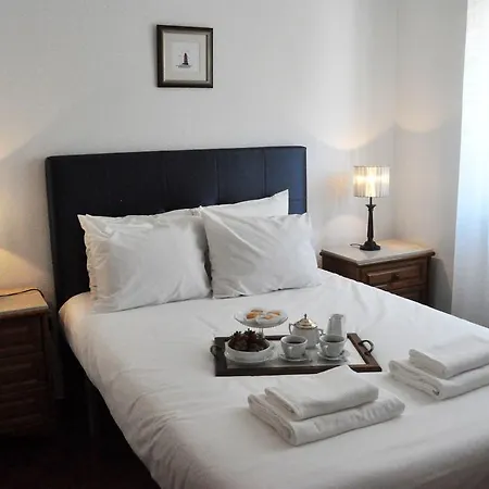 Isleep At Village Center House Ericeira